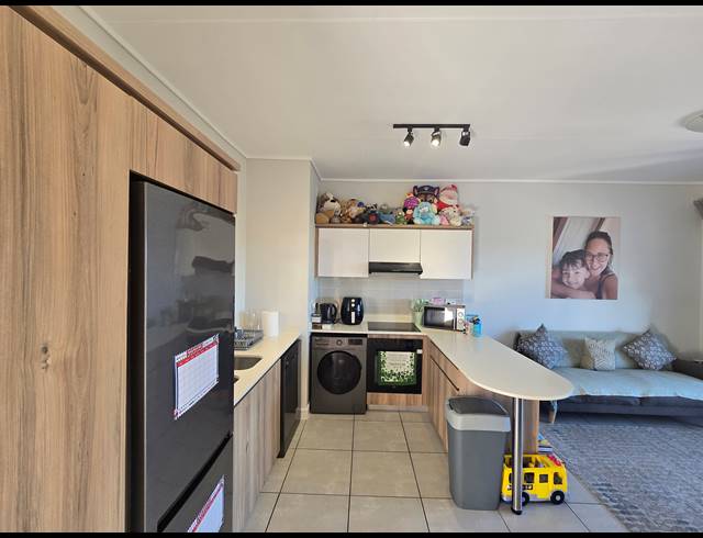 1 BEDROOM APARTMENT TO LET IN BALLITO CENTRAL